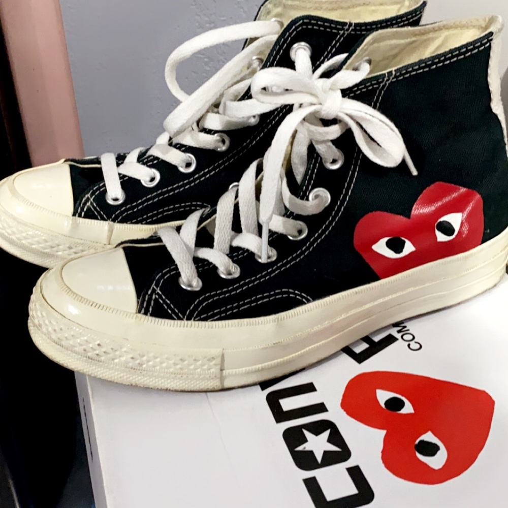 Converse play